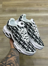 NK Air Max Tn