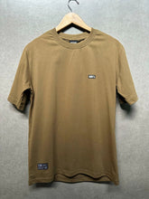 Camiseta Wats Small Box Caqui