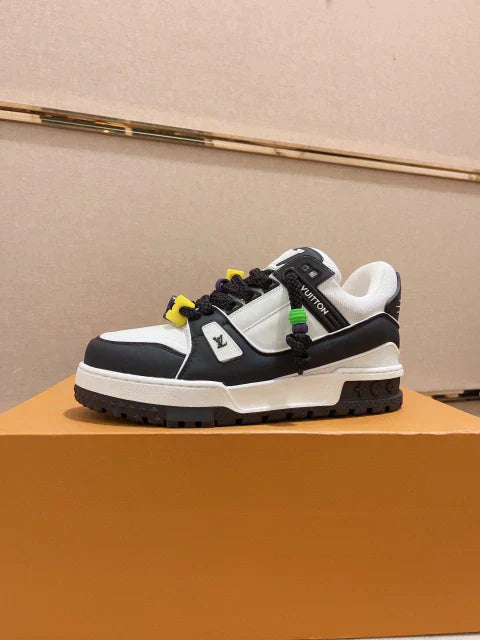 LV *Trainer Maxi - Black White