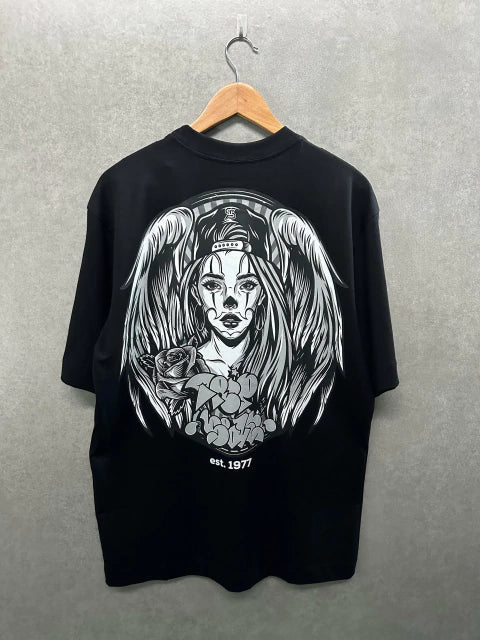 Camiseta Oversized Trip Side Saint Thug Preta