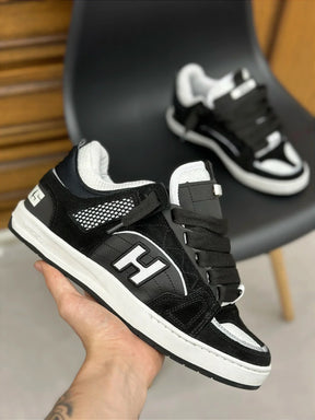 Hocks Bold (petitpoa)