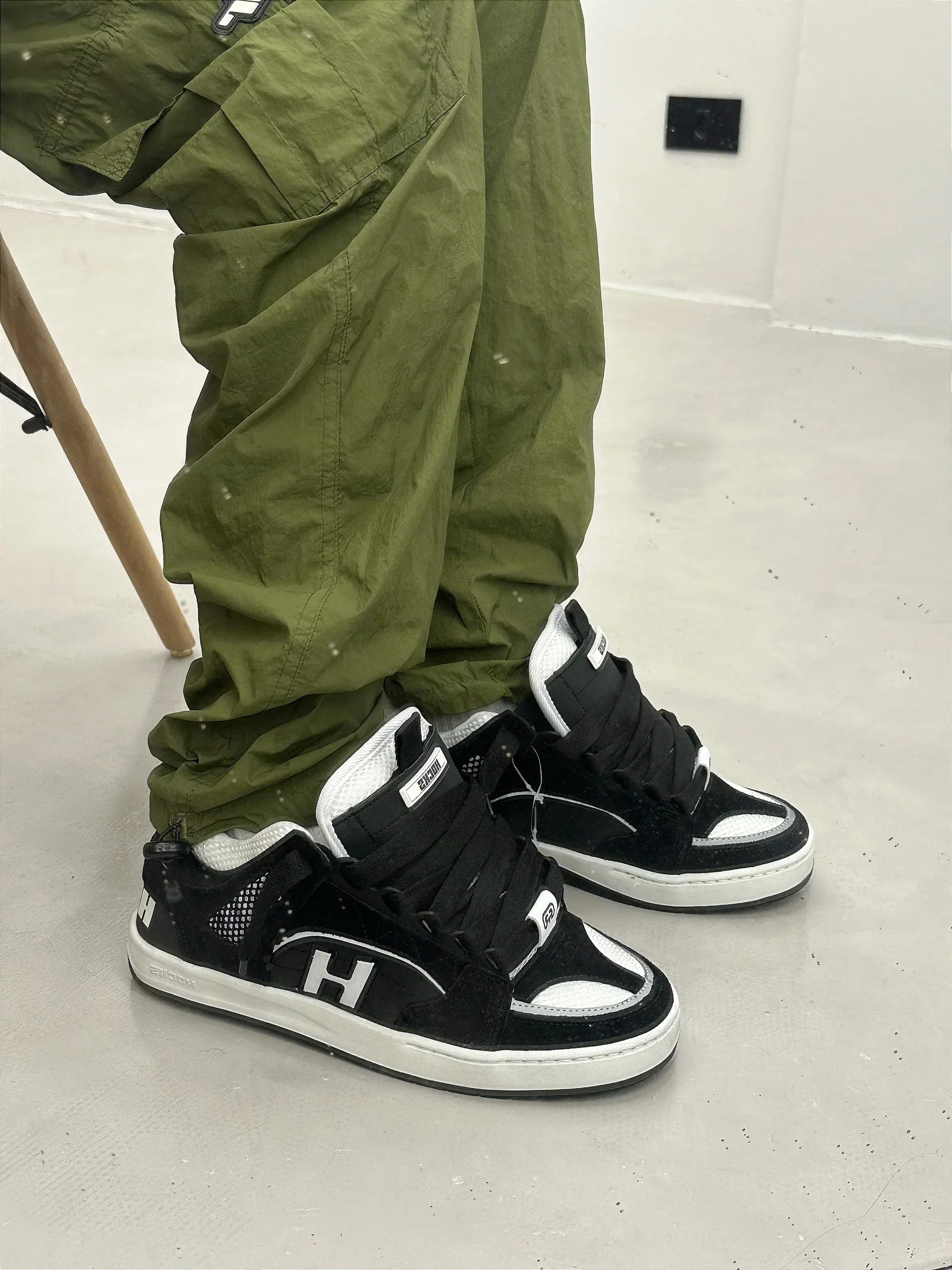 Hocks Bold (petitpoa)