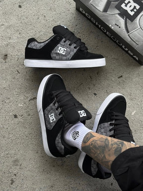 Dc Pure Black