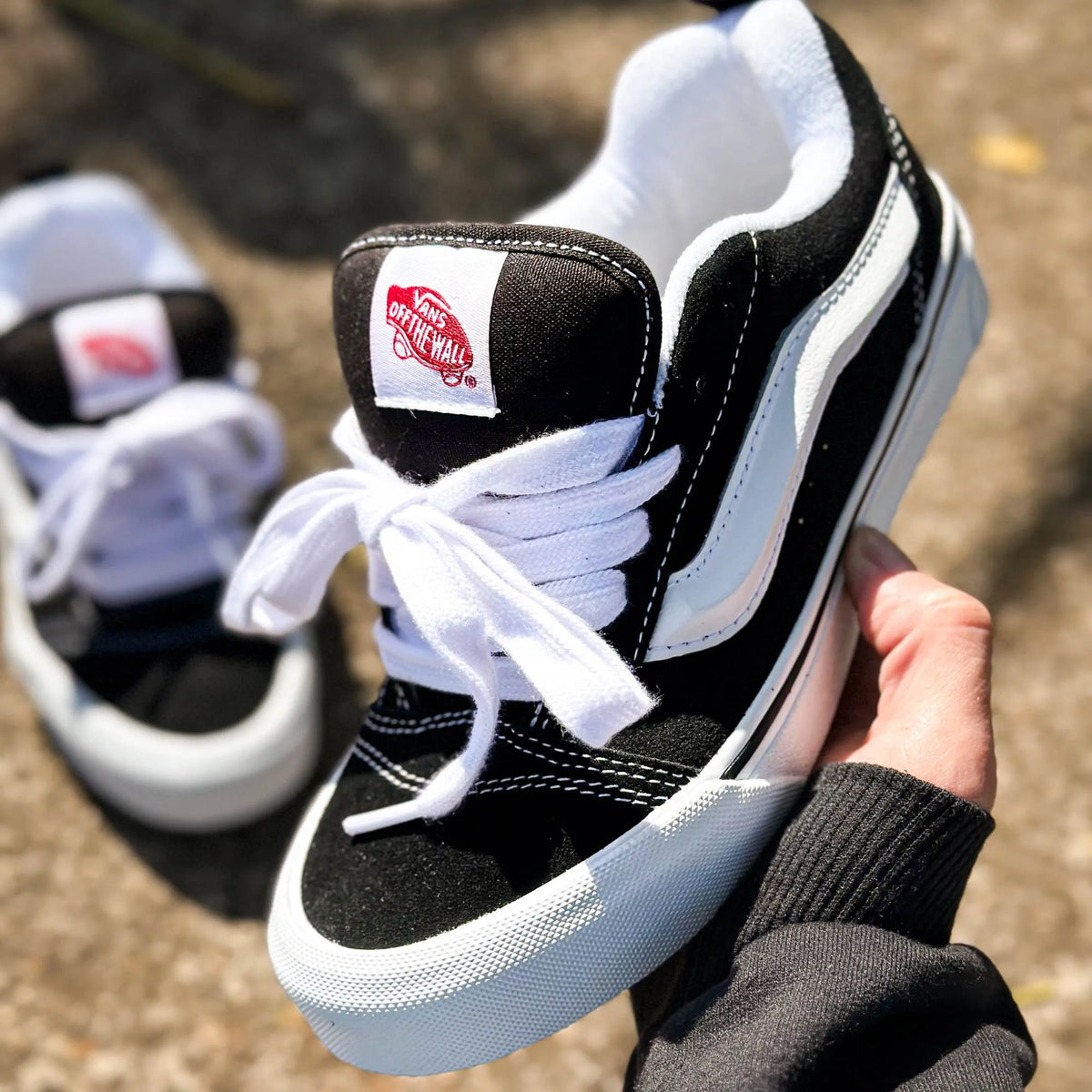 Vans Knu Skool Black White