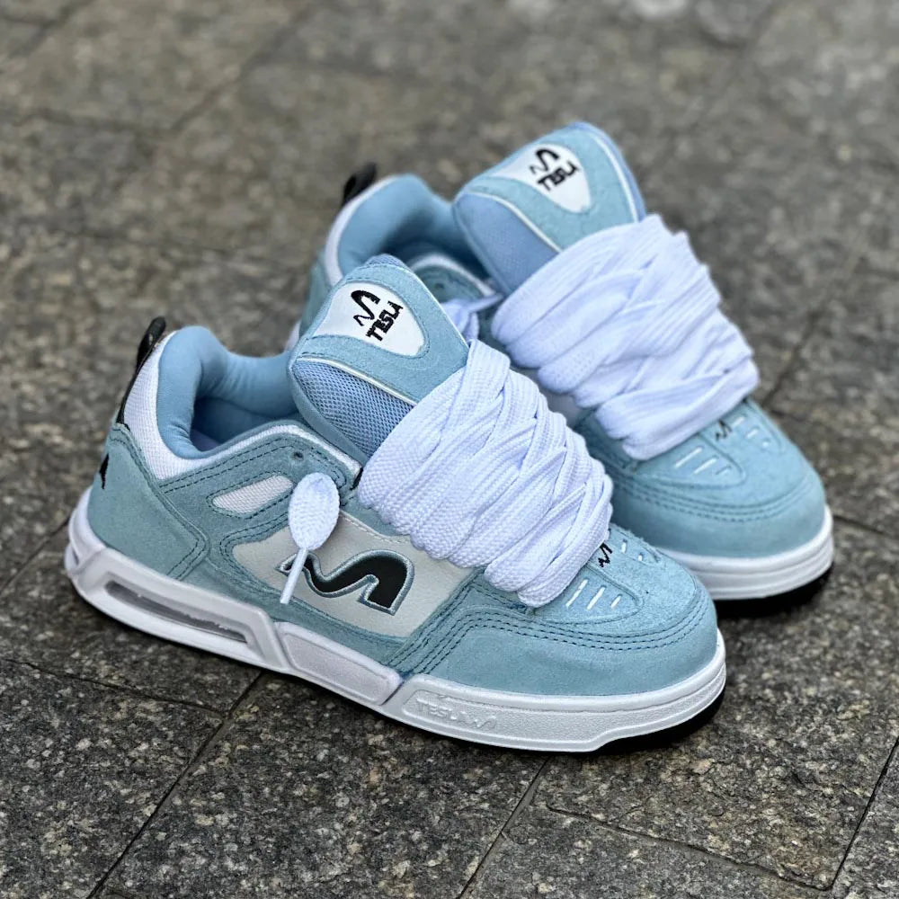 Tesla Nine Gold Aqua